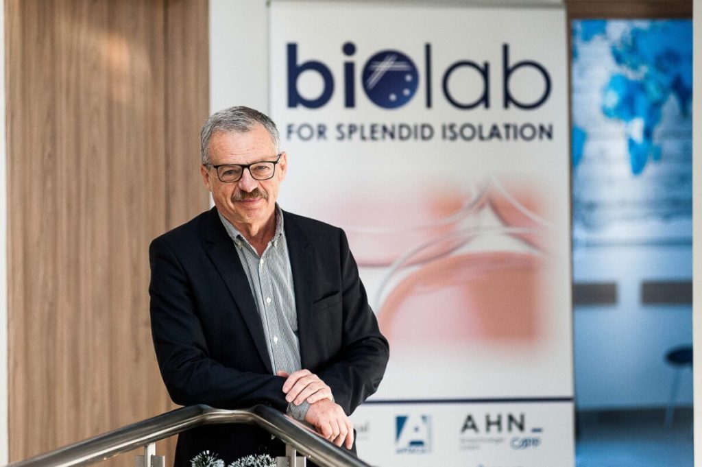 2022 12 13 biolab, Öv u 43 ferenci lászló brp6524