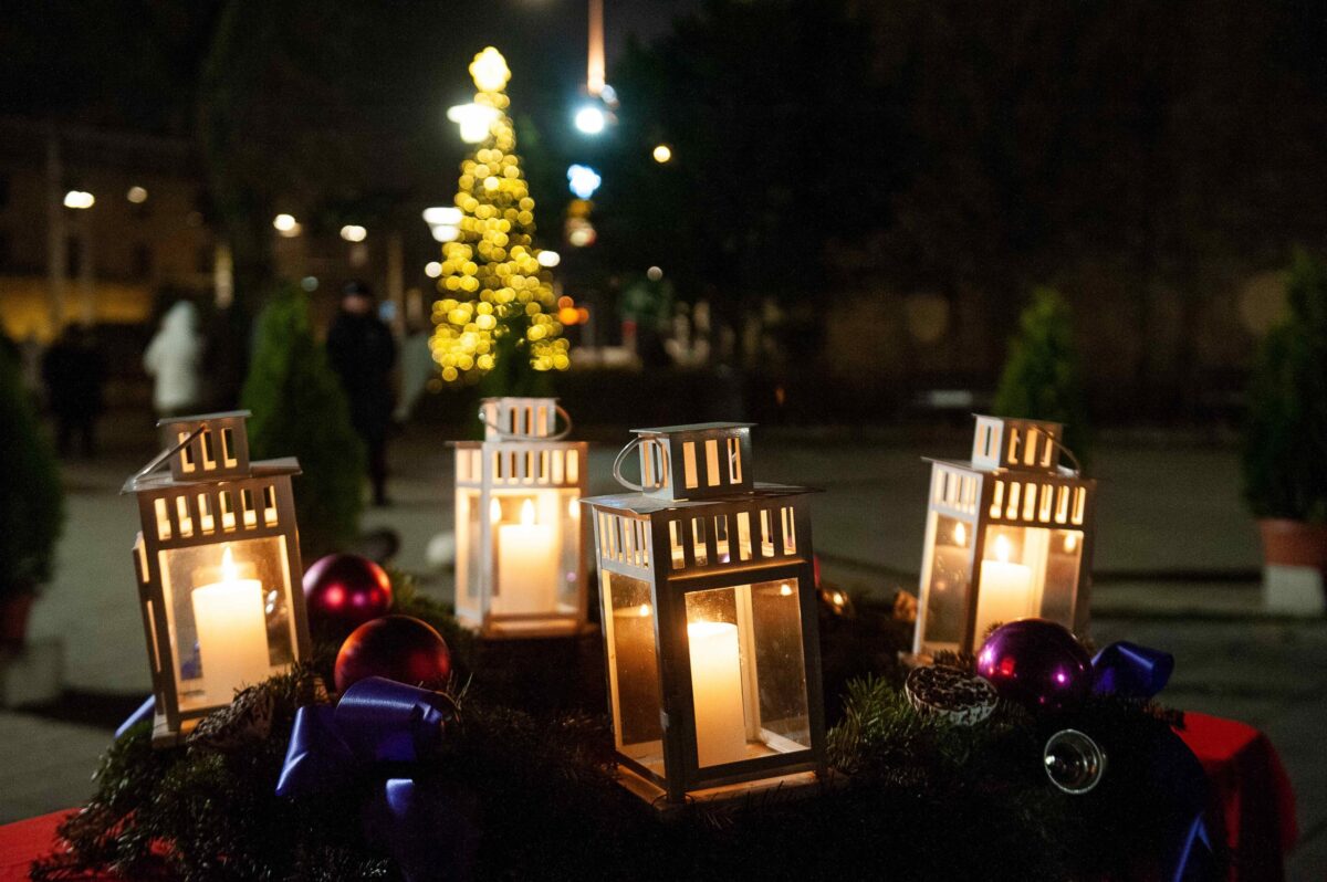 2022 12 18 negyedik gyertya meggyújtása bosnyák tér brp7996