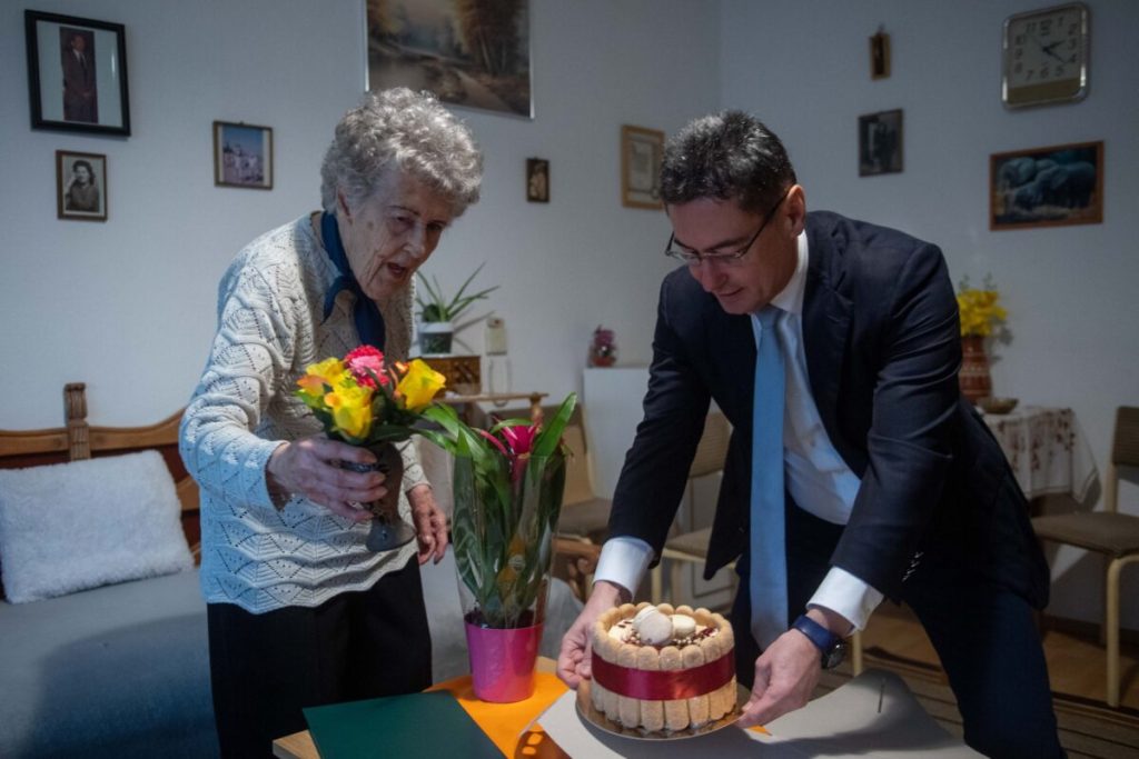 20230117 idősek köszöntése stg (6)
