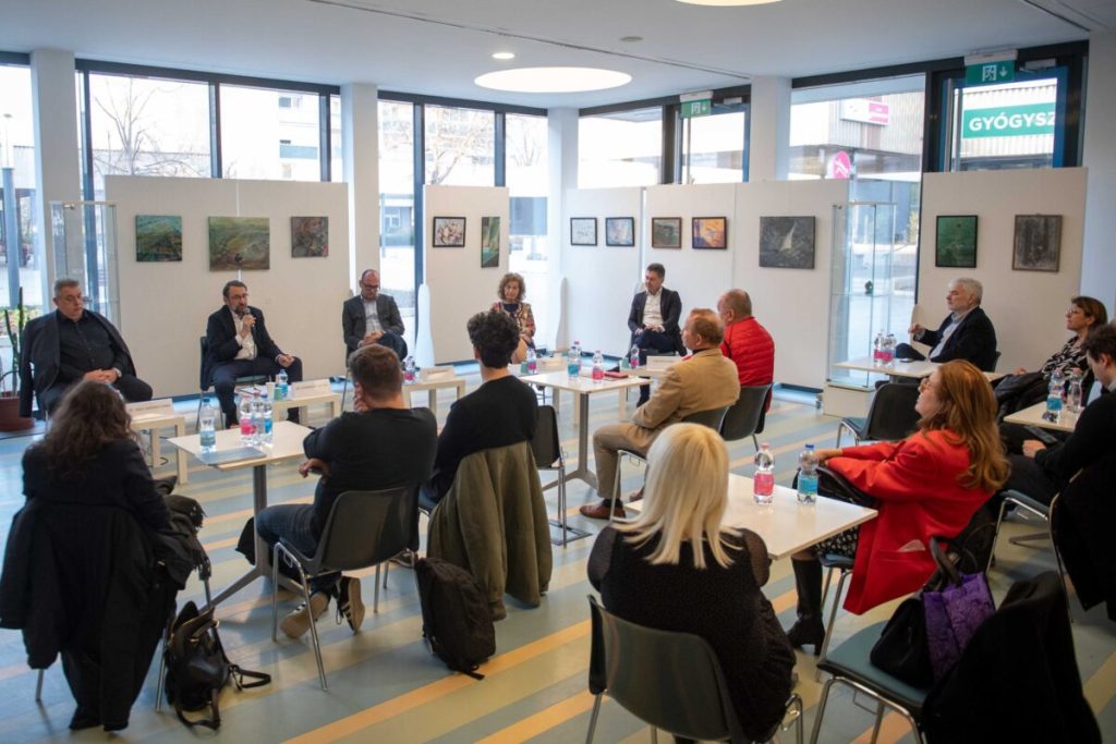 20230320 varosert egyesulet beszelgetes (12)