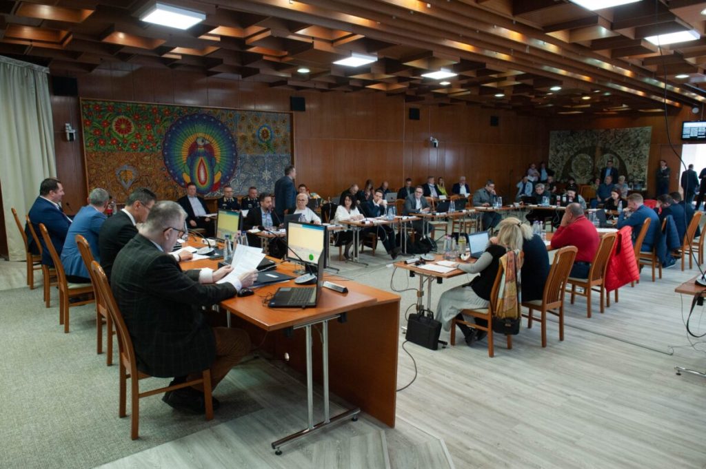 2023 04 27 testületi brp5587