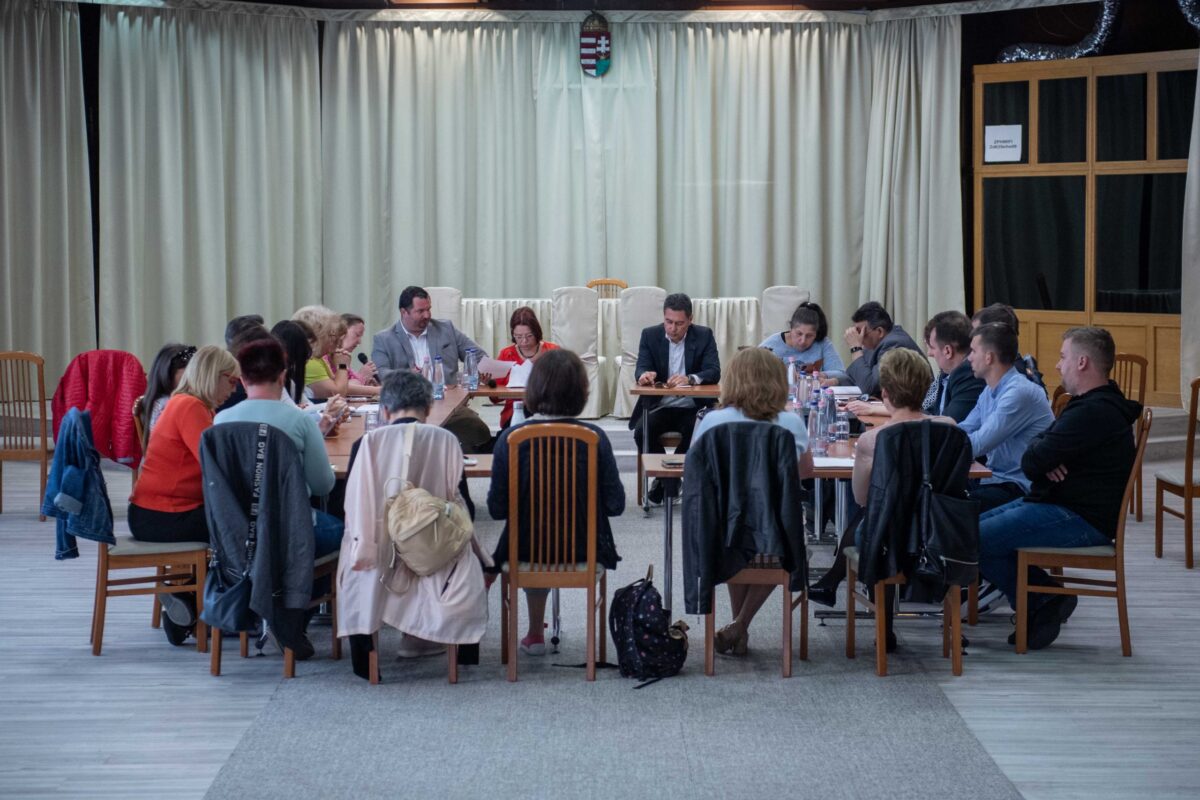 20230508 zuglói gyermekjóléti kerekasztal (3)