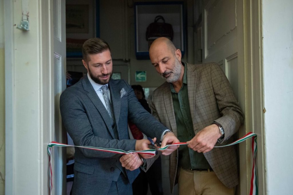 20230526 csanádi iskola teremátadó (3)