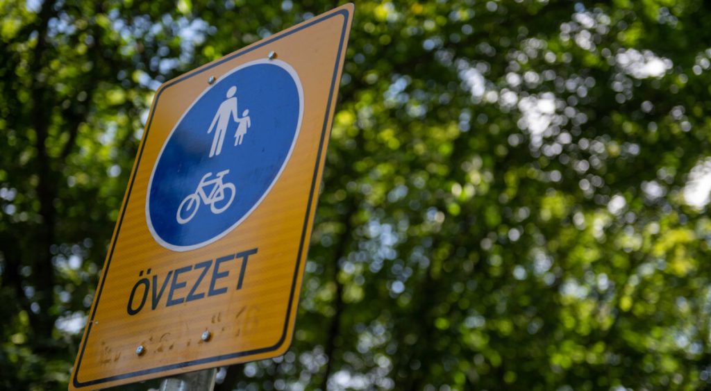 Ideiglenesen autómentes övezetté vált az Ilosvai Selymes tér