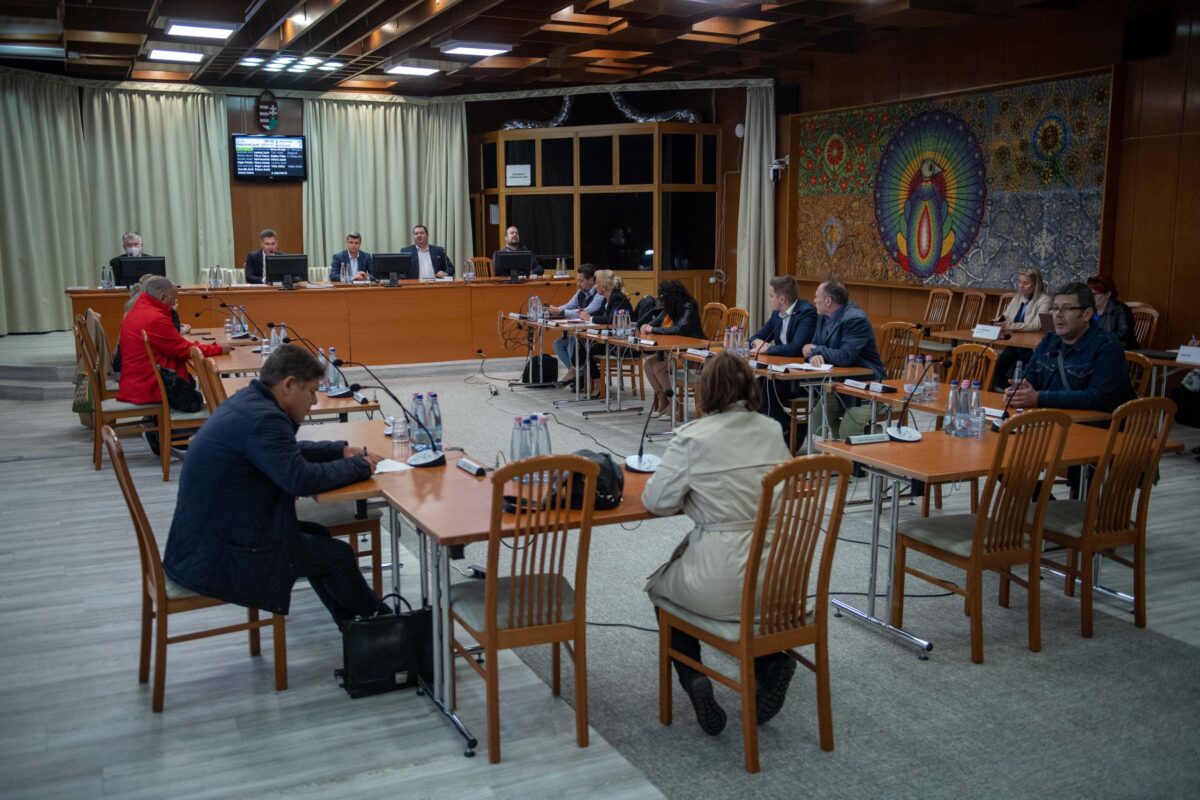 20231009 rendkívüli testületi ülés stg (5)