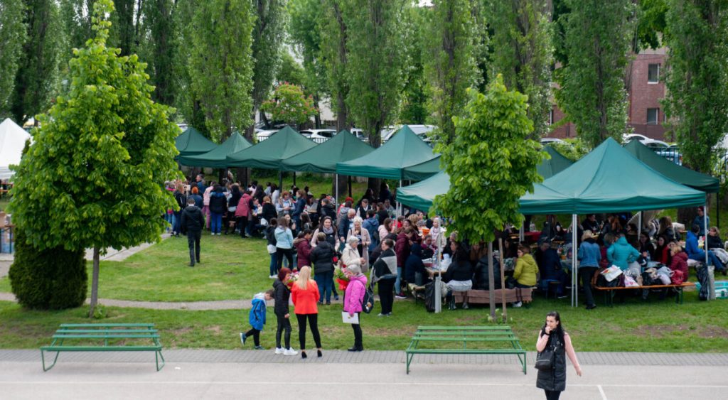 Bölcsődei dolgozókat köszöntöttek