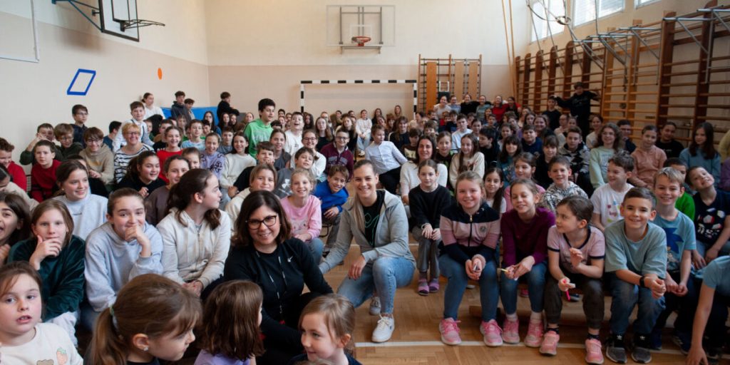 Az Év Női Kézilabdázója volt a vendég Zuglóban